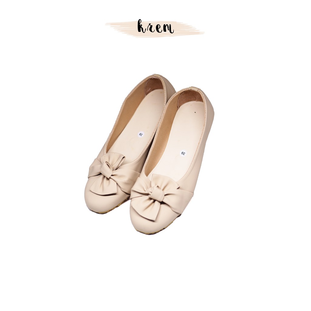 Flatshoes Pita Sofi Silang