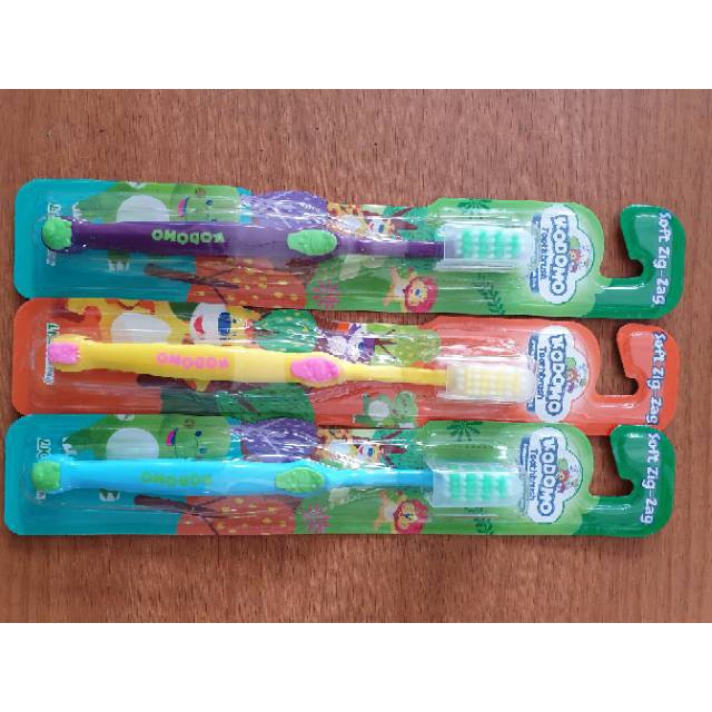 Sikat Gigi Anak KODOMO Tooth Brush Soft Regular Dan Zig Zag Karakter