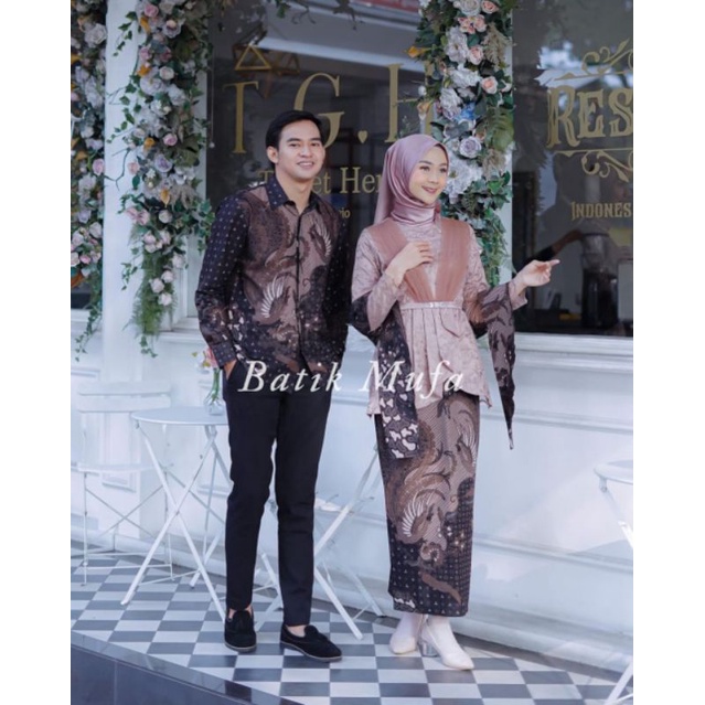 SET COUPLE AVEENA BROWN KEBAYA WISUDA TERBARU  KEBAYA LAMARAN KEBAYA TUNANGAN TERBARU 2022