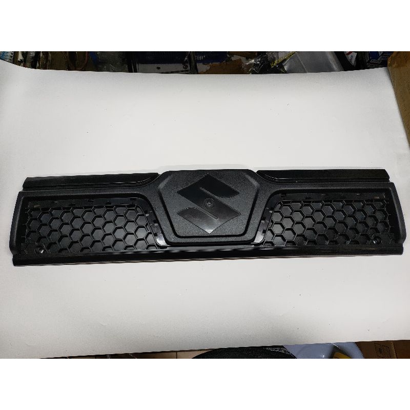 grill depan suzuki carry futura 1.5