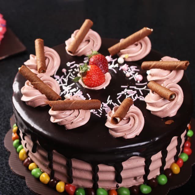 

Kue Ulang Tahun / Birthday Cake • Ovomaltine Cake • 20 cm