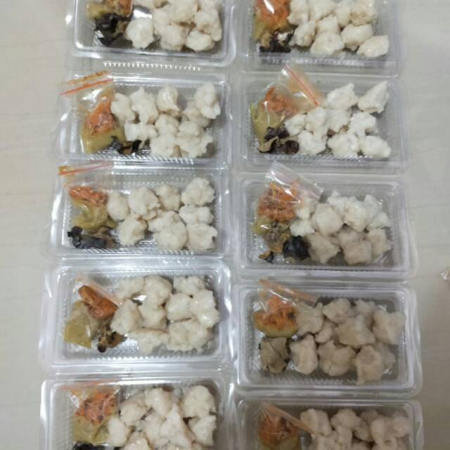 

Tekwan Palembang 1kg (makanan khas Palembang)
