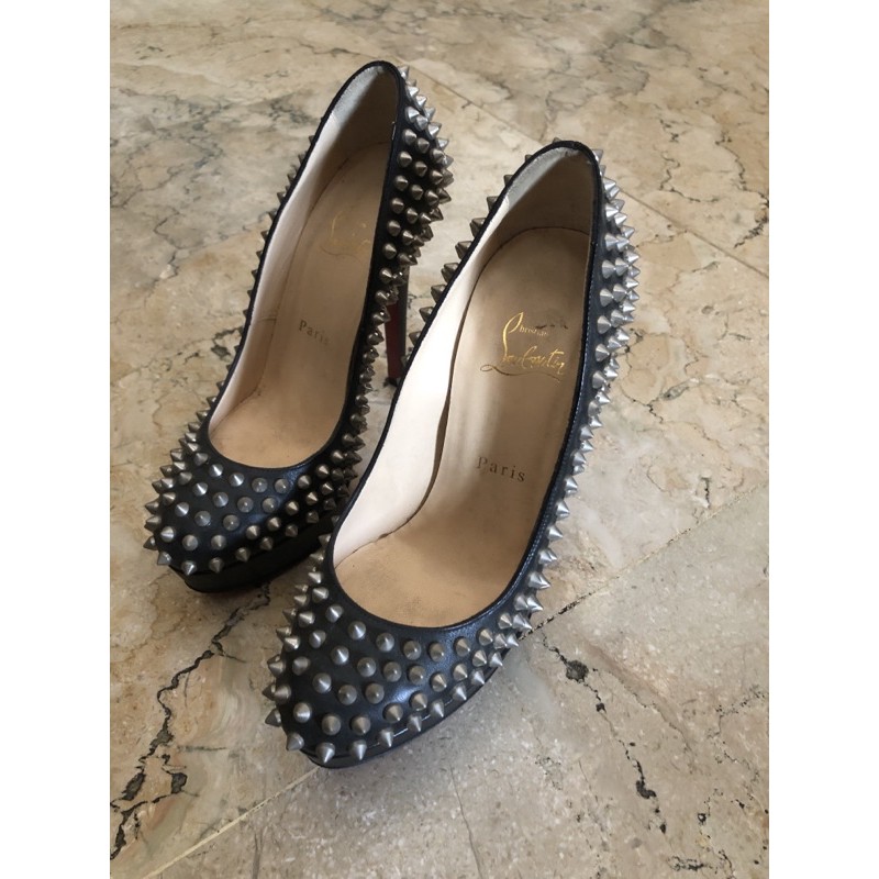 high heels louboutin spike