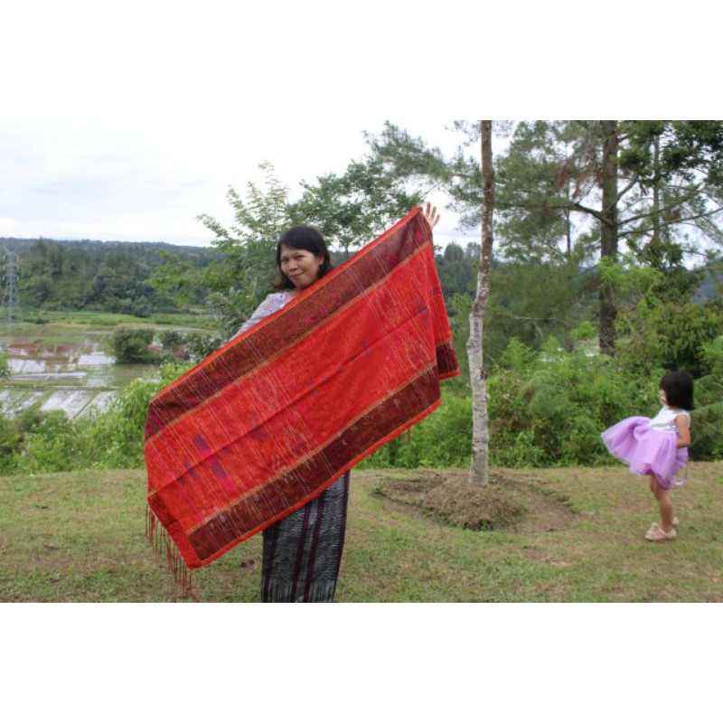 ULOS SADUM CANTIK PANOROPI