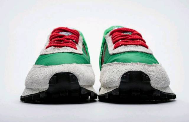 Jual NIKE DAYBREAK UNDERCOVER LUCKY 