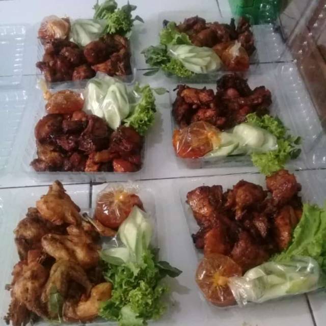 

Ayam Bakar/ Ayam Penyet