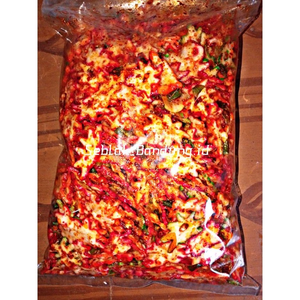 

Seblak kerupuk bintang pedas extra daun jeruk isi 500gram