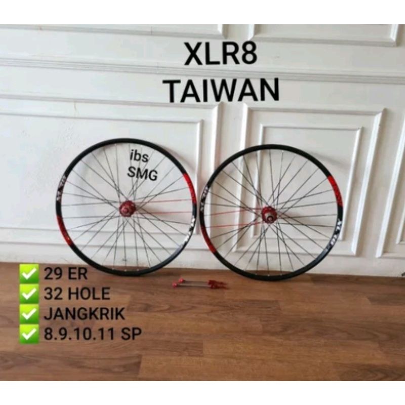 ORIGINAL Wheelset 29 er XLR8 TAIWAN . 29er Roda Sepeda MTB spoke pipih aero Jangkrik 8-11 speed mountain gunung xc
