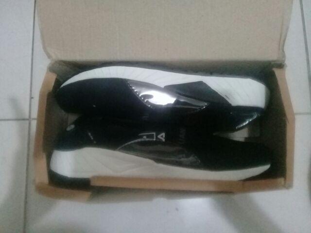 SEPATUK KETS SLIP ON FILA QYUANGUO | Shopee Indonesia