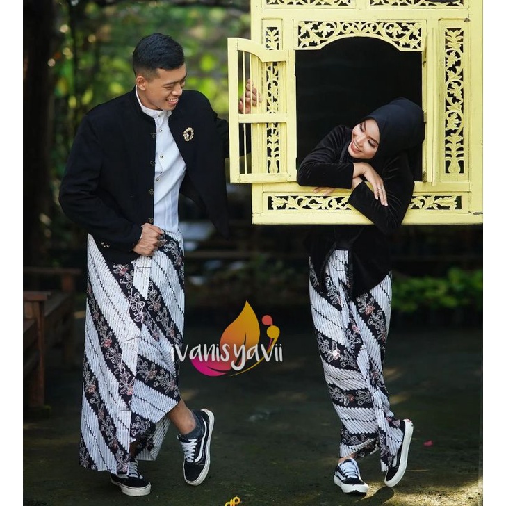 Baju Prewedding - Lereng Kembang / Nuansa Hitam Putih