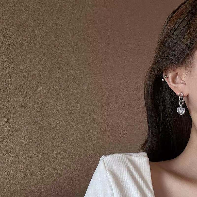 Anting Rantai Bentuk Hati Gaya retro Untuk Perempuan