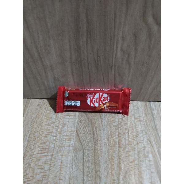 

Nestle Kitkat Coklat Wafer 17g