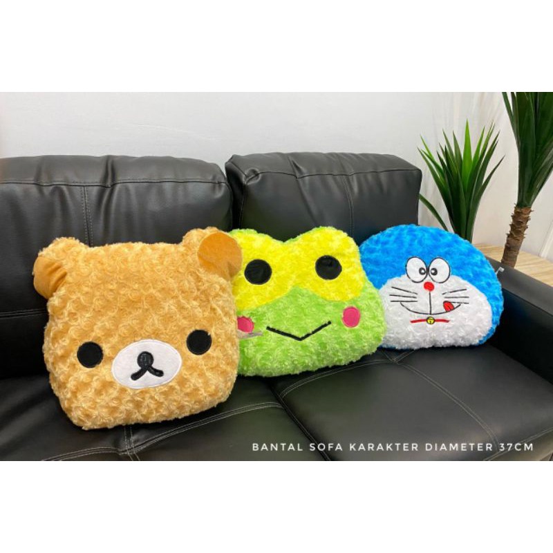 Bantal Karakter lucu d 37cm / bantal sofa / bantal doraemon / bantal rilakuma / bantal keroppi