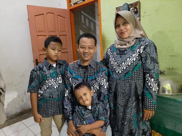 Batik Couple Keluarga Terbaru - Sania Ruffle Ori Ndoro Jowi Garansi Termurah Shopee Dimensi Abu