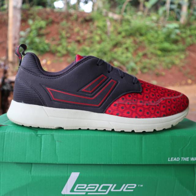 League  Vault Zero - Lorenz 101205601 Original. Sepatu Olahraga/Running Shoes