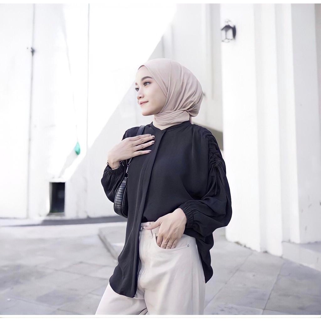 Lora Blouse Serut Crinkle Wanita - Blouse Tali Serut - Blouse Serut Tangan -  Kemeja Serut Crinkle Airflow - Kemeja Katun Oversized Serut Depan - Helwa Shirt Kemeja Serut Crinkle Airflow - Atasan Wanita Lengan Panjang - Misty Blouse Serut