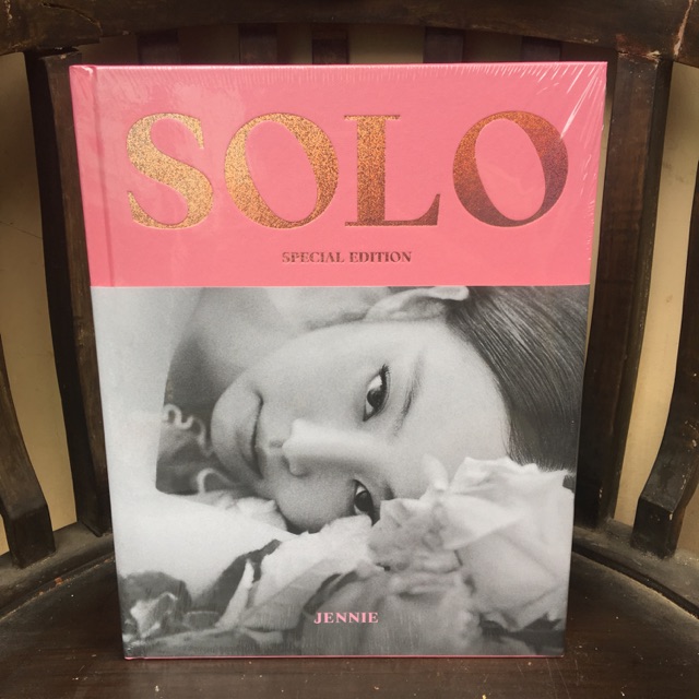 JENNIE PHOTOBOOK SPECIAL EDITION