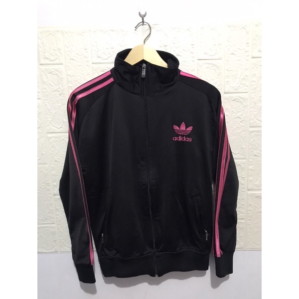Jaket Adidas Wanita Preloved