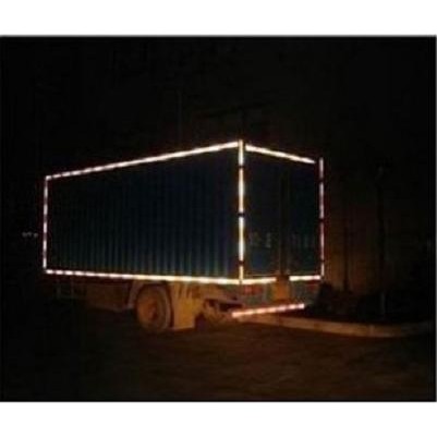 

Stiker Pemantul Cahaya