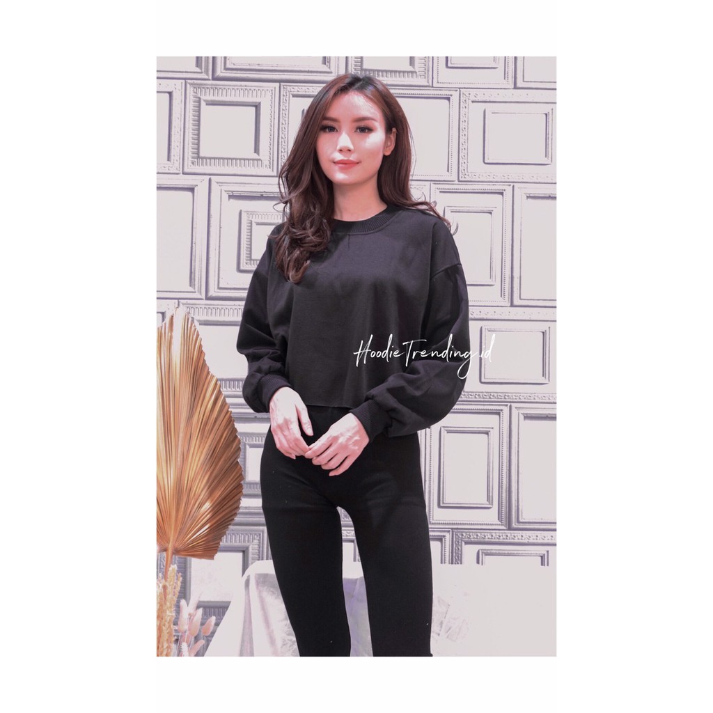 Hoodietrending - [Cod] Sweater Crop Wondrous Tumblr 14 Warna Allsize & Oversized Korean Style Terlaris-HITAM