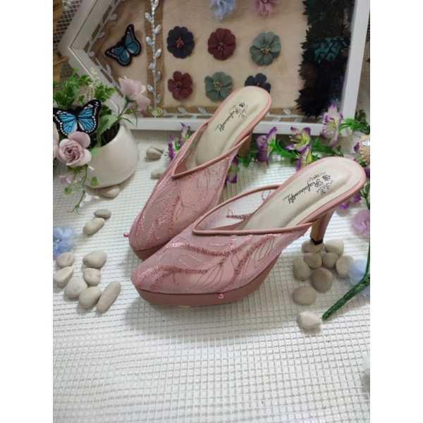 sepatu v Johana Dustypink tinggi 9cm lancip