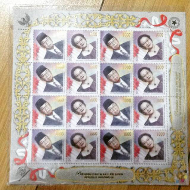 Full sheet perangko presiden Abdurrahman Wahid dan Wakil Megawati
