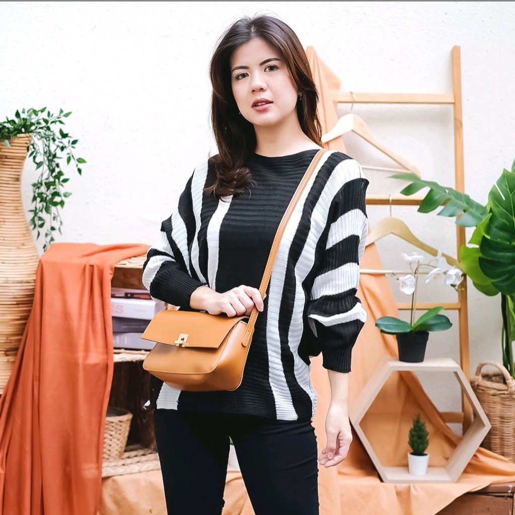 VK__ storeRAJUT BATWING ZEBRA STRIPE SALUR KOMBINASI POLET SWEATER BLOUSE ATASAN WANITA OVERSIZE JUM