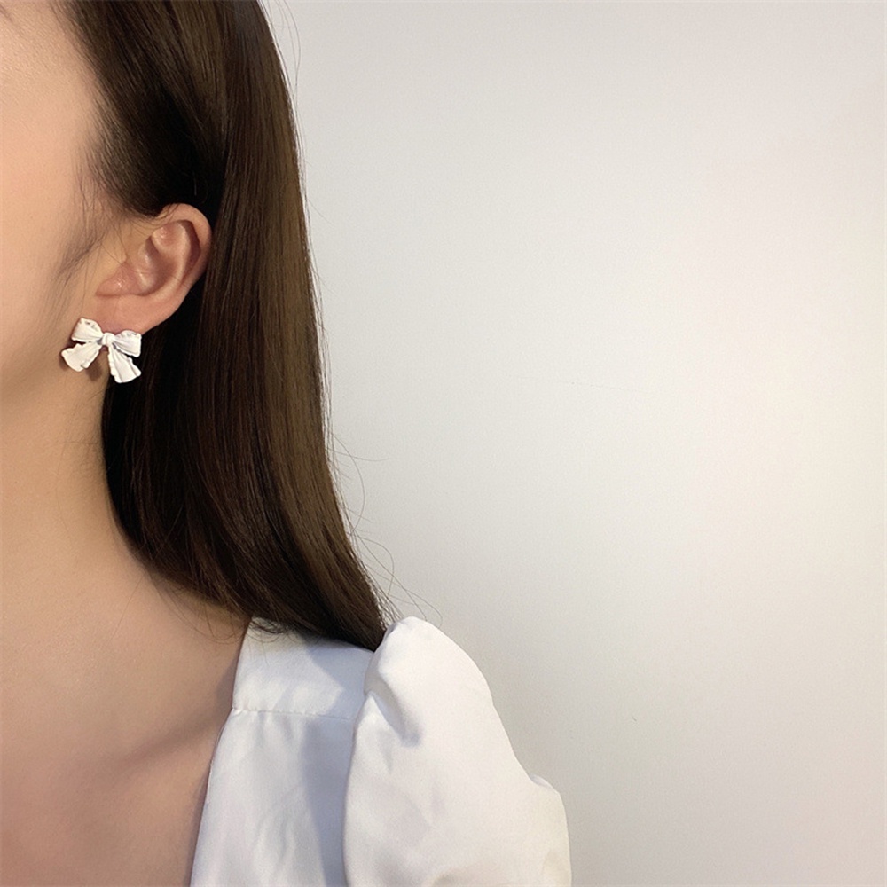 【COD Tangding】Bow-Tie Earrings Women'S New Summer Moisture Texture Earrings Simple And Niche Design Sense Earrings