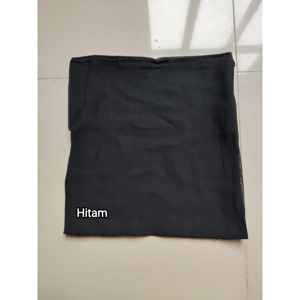 GF Medan - BELLA SQUARE TERMURAH - Jilbab Segi Empat Polycotton - Hijab Segiempat Murah Medan-HITAM