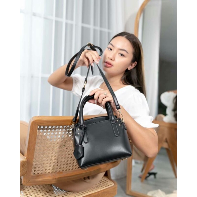 FLICKA SLINGBAG  W71 FREE DUSTBAG (BISA COD)