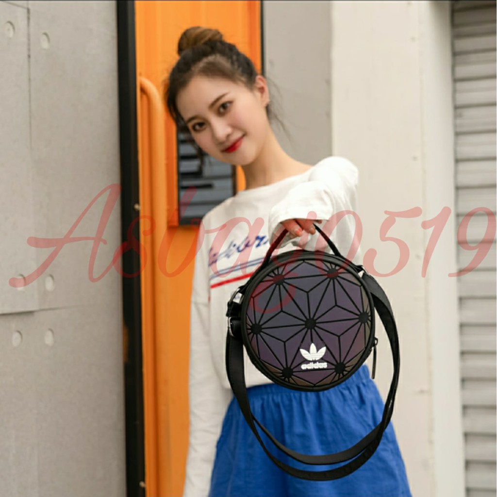 Hot Promo!!Tas pinggang wanita Slingbag Wanita Tas wanita import tas wanita kekinian tas wanita branded tas make up tas jinjing wanita hand bag wanita sling bag wanita COD tas wanita iseey miyake bag tas wanita murah