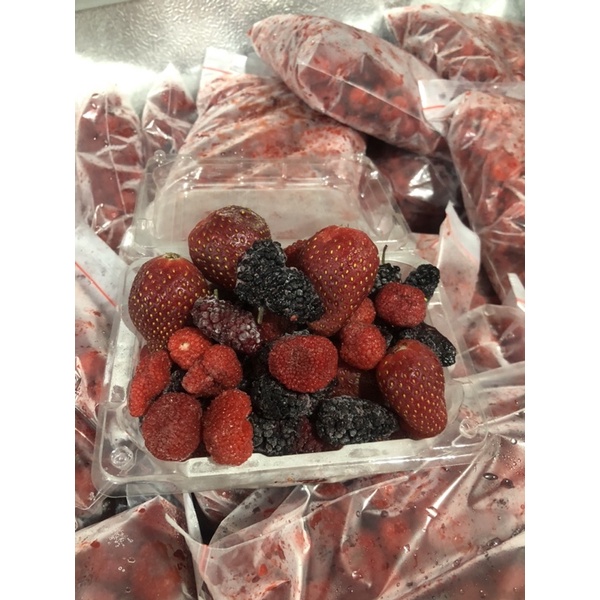 

mix berry frozen 1kg