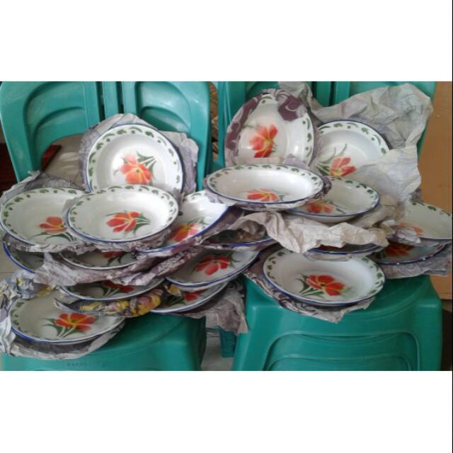Piring seng enamel jadul besar