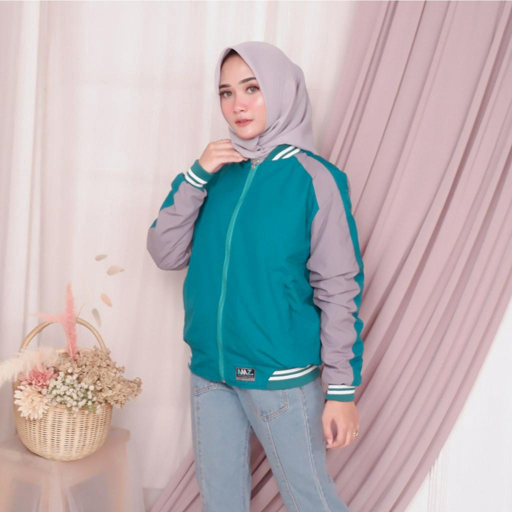 AMZ JACKET Jaket Wanita Boomber Bolak-Balik Bahan Parasut Premium Model Korean Style Kekinian Terbaru Murah Bisa COD Warna Navy Tosca Orange Biru Pink