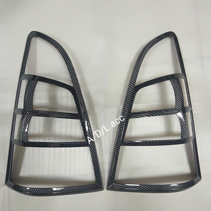 garnis garnish cover lampu stop belakang toyota grand innova inova 2013 2014 2015 barong carbon hitam doff crome chrome