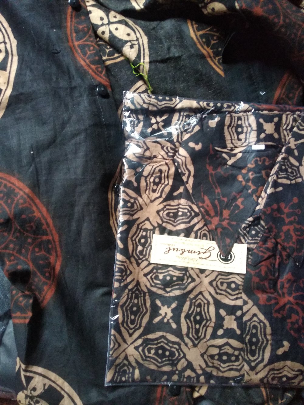 Kemeja Batik Pria Cole Casual Wear Lengan Pendek Bf49 Original & Real Picture