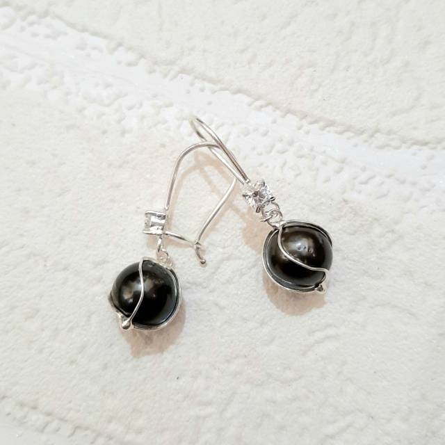 Anting Perak Mutiara Laut Hitam Asli Murah