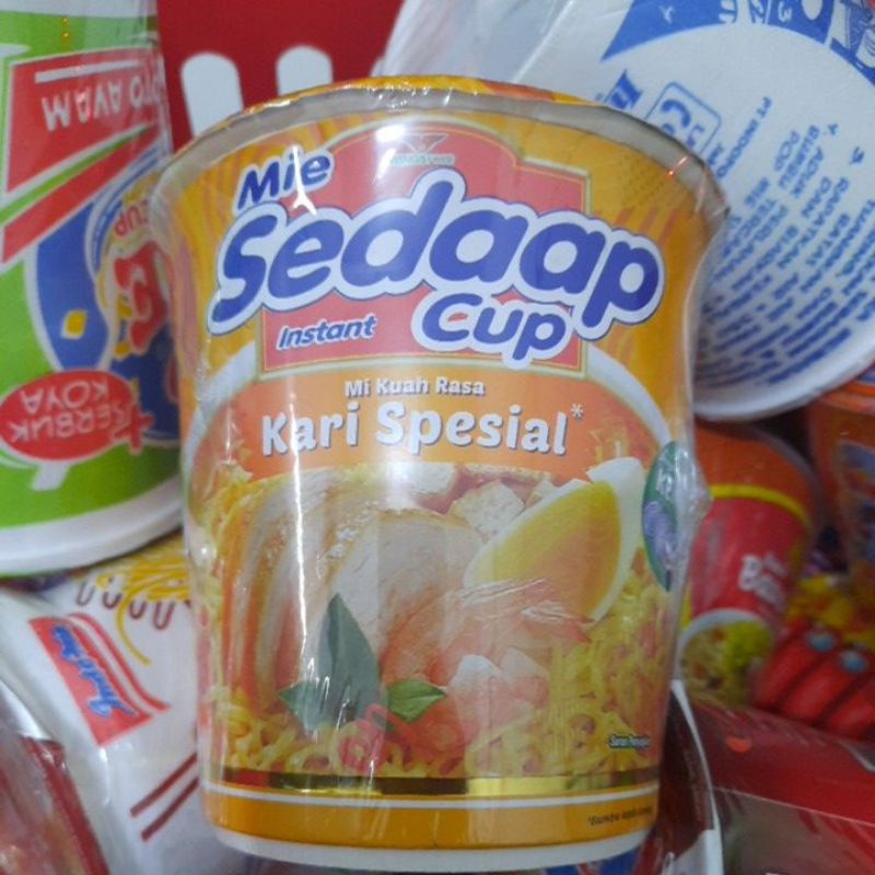 

Sedaap Cup Mi Kari Spesial