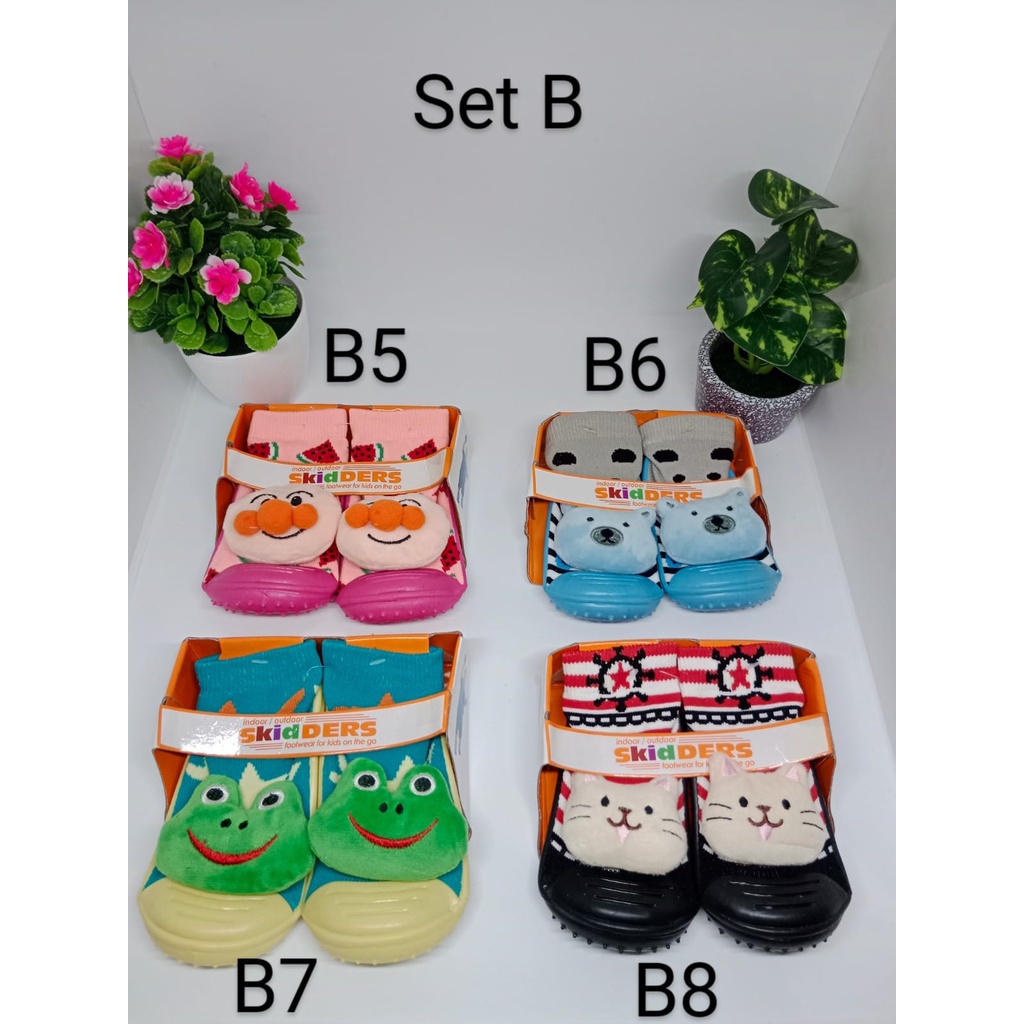 Skidder Prewalker Shoes /Sepatu Bayi Alas Karet Boneka lucuu