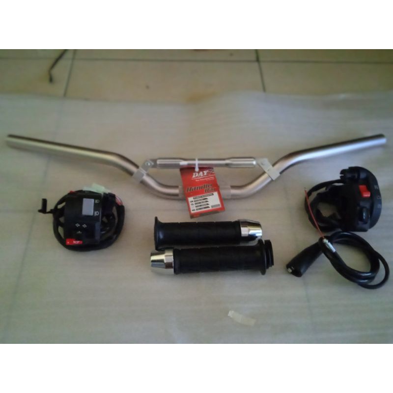 STANG DAYTONA LOW HOLDER VIXION OLD GAS SPONTAN KSR HANGRIP KAZE JALU STANG PCX