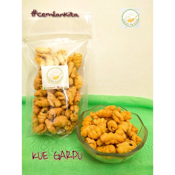 

Kue Garpu | Cemilan Kemasan Pouch | Makanan Ringan