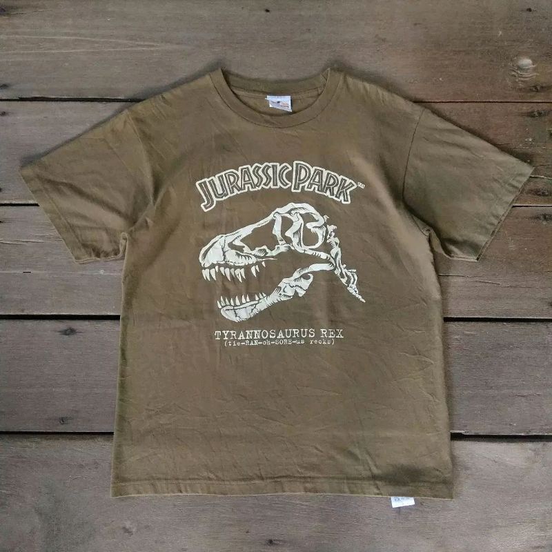 baju atau kaos jurassic park second dan bekas