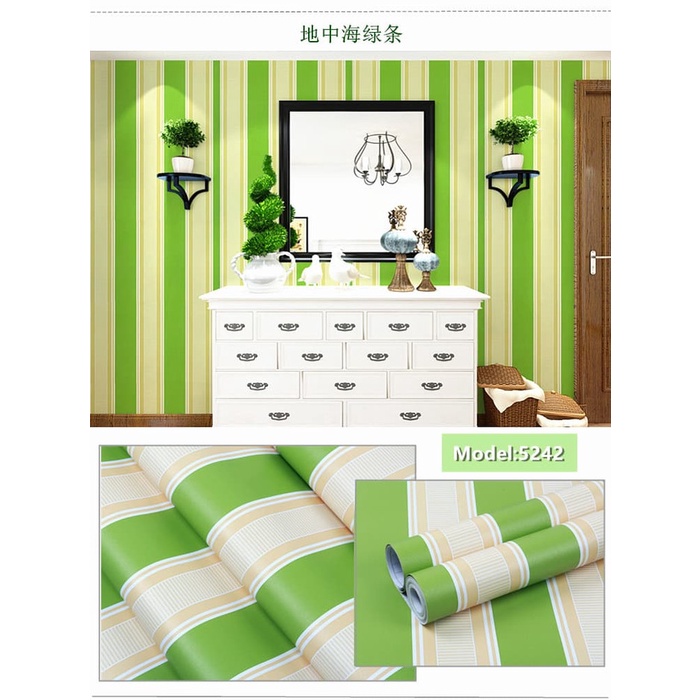 WALLPAPER STICKER DINDING MOTIF SALUR HIJAU LIST PUTIH