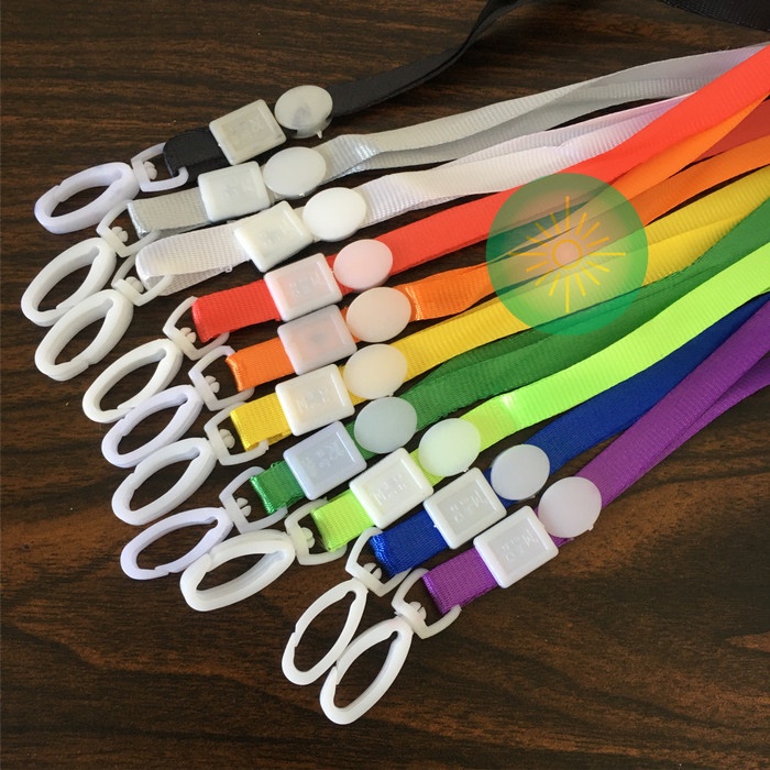 

Tali Id Card Nylon 1 Cm Cantelan Plastik / Tali Lanyard / Gantungan Id - Hitam