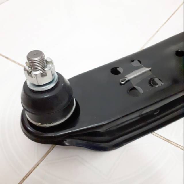 Lower Arm Apv / Carry 1.5 Futura / T120ss