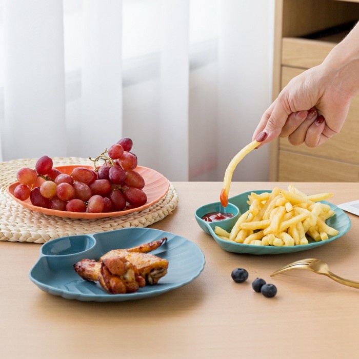 Piring Saji Plastik PRG06 Dengan Tempat Bumbu Makanan Snack Plate