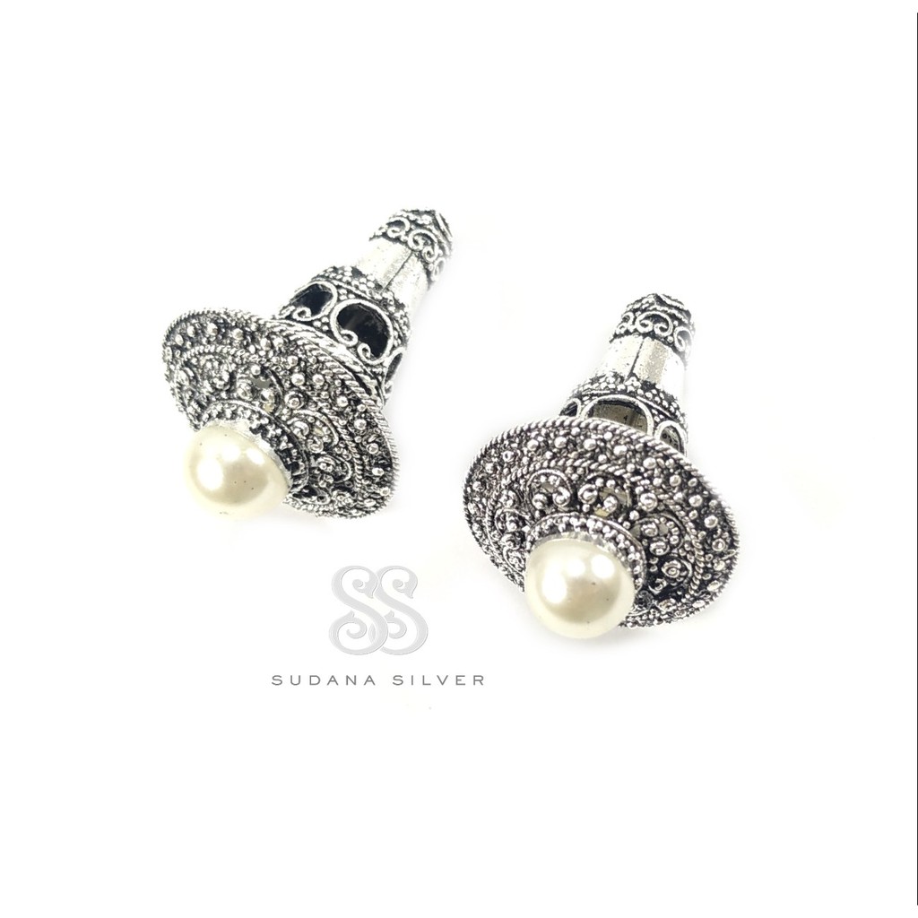 Subeng Giwang Anting Alpaka Motif Jawan Mutiara Bali