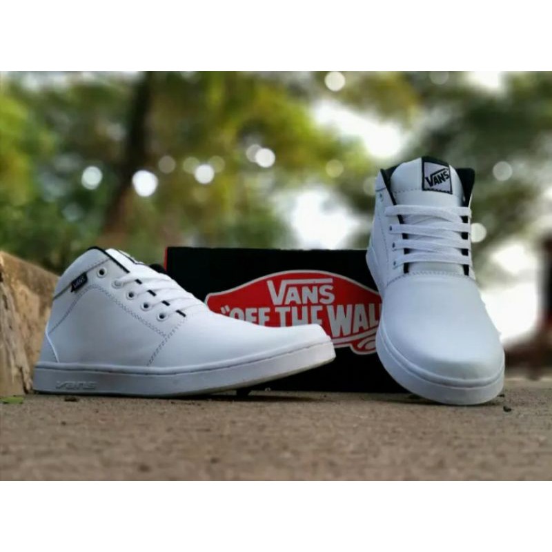 Sepatu Semi Boots Putih Casual Pria Murah Sepatu Keren Sepatu Pria Sepatu Sneakers Sepatu Pria Keren