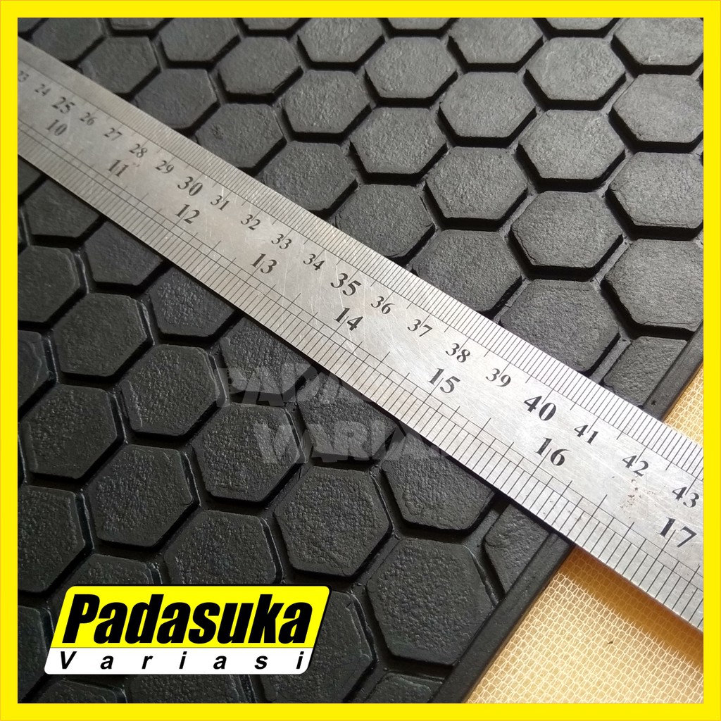 Keset Karet Kaki Anti Slip Kamar Mandi Murah Hexagonal Outdoor 55x42cm