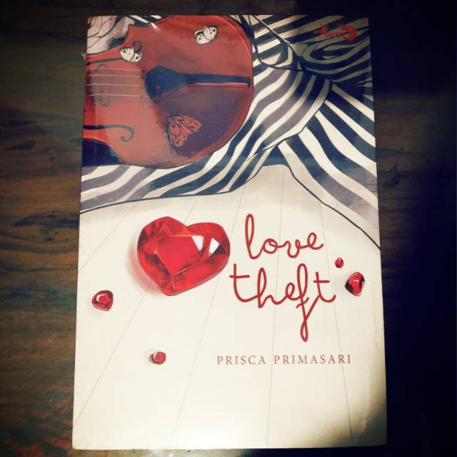 LOVE THEFT - Prisca Primasari